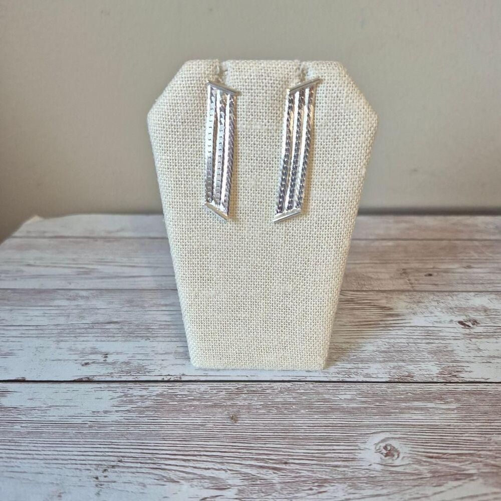 1980s Vintage Drop Silver Chain Earrings